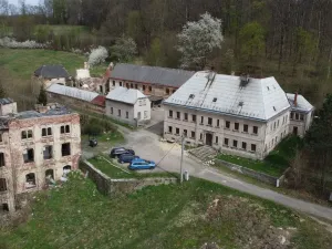 Prodej komerční nemovitosti, Mikulášovice, 1570 m2
