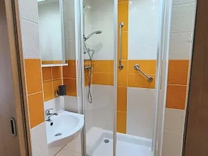 Pronájem bytu 2+1, Most, Jaroslava Vrchlického, 52 m2