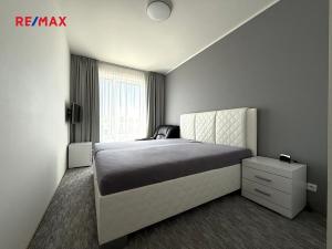Pronájem bytu 2+kk, Praha - Ďáblice, Oldřichovská, 59 m2