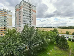 Pronájem bytu 1+1, Praha - Letňany, Bukovecká, 31 m2