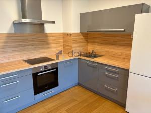 Pronájem bytu 2+kk, Praha - Hloubětín, Nademlejnská, 54 m2