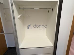 Pronájem bytu 2+kk, Praha - Hloubětín, Nademlejnská, 54 m2