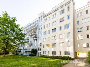Pronájem bytu 2+kk, Praha - Michle, Novobohdalecká, 49 m2