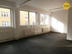 Pronájem kanceláře, Opava, Lepařova, 35 m2