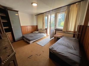 Pronájem bytu 1+1, Praha - Krč, Rosečská, 38 m2