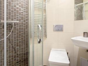 Pronájem bytu 1+kk, Praha - Holešovice, Šimáčkova, 30 m2