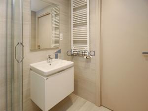 Pronájem bytu 1+kk, Praha - Hloubětín, Poděbradská, 30 m2