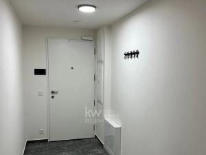 Pronájem bytu 2+kk, Praha - Modřany, Československého exilu, 60 m2