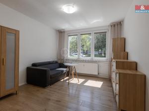 Prodej bytu 3+1, Klatovy - Klatovy III, Pod Hůrkou, 66 m2