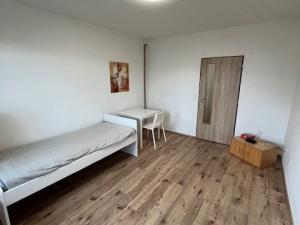 Prodej bytu 1+kk, Kuřim, Wolkerova, 25 m2