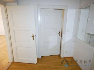 Pronájem bytu 1+1, Liberec, Americká, 46 m2