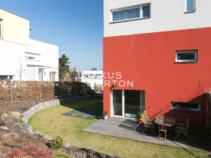 Pronájem rodinného domu, Praha - Dejvice, Štiplova, 267 m2