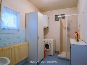 Prodej rodinného domu, Štěkeň, Lesní, 165 m2
