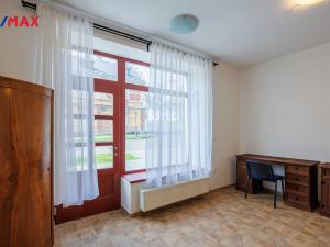 Prodej vícegeneračního domu, Valeč, Široká, 688 m2