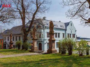 Prodej vícegeneračního domu, Valeč, Široká, 688 m2