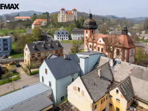 Prodej vícegeneračního domu, Valeč, Široká, 688 m2
