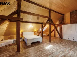 Prodej vícegeneračního domu, Valeč, Široká, 688 m2