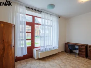 Prodej vícegeneračního domu, Valeč, Široká, 688 m2