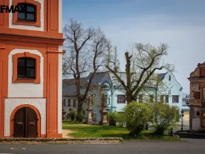 Prodej vícegeneračního domu, Valeč, Široká, 688 m2