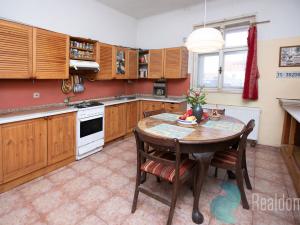 Prodej rodinného domu, Úholičky, Náves, 170 m2