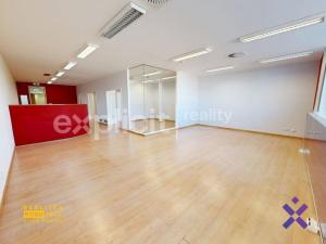 Pronájem kanceláře, Zlín, náměstí Míru, 108 m2