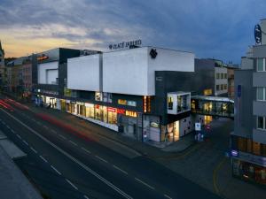 Pronájem kanceláře, Zlín, náměstí Míru, 108 m2