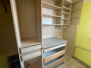 Pronájem bytu 1+kk, Ostrava, Závišova, 15 m2