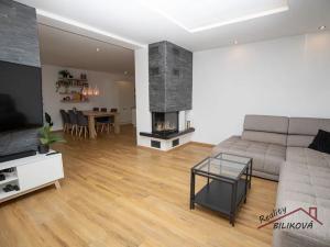 Prodej rodinného domu, Lázně Toušeň, Hlavní, 214 m2