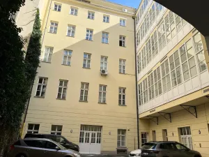 Prodej bytu 2+kk, Praha - Nové Město, Senovážné náměstí, 51 m2
