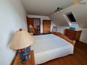 Prodej rodinného domu, Úboč, 350 m2