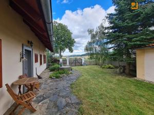 Prodej rodinného domu, Úboč, 350 m2