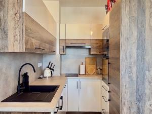 Prodej bytu 2+kk, Praha - Strašnice, Vinohradská, 47 m2
