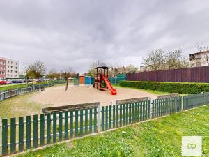 Prodej bytu 2+1, Pardubice, Na Rybníčkách, 40 m2
