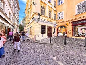 Pronájem restaurace, Praha - Staré Město, Michalská, 132 m2