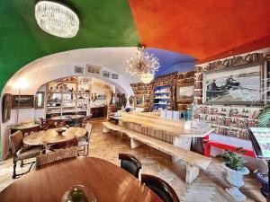 Pronájem restaurace, Praha - Staré Město, Michalská, 132 m2