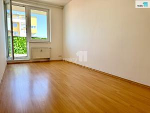 Pronájem bytu 3+kk, Praha - Vysočany, Pod Harfou, 76 m2