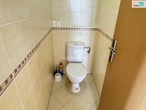 Pronájem bytu 3+kk, Praha - Vysočany, Pod Harfou, 76 m2