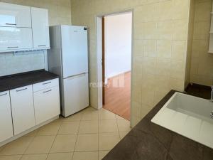 Pronájem bytu 3+kk, Praha - Vysočany, Pod Harfou, 76 m2