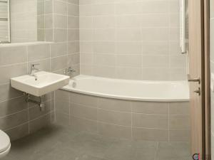 Pronájem bytu 2+kk, Chrudim - Chrudim IV, Luhanova, 45 m2