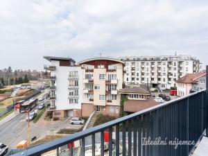 Pronájem bytu 2+kk, Praha - Kyje, Za černým mostem, 37 m2