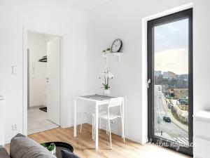 Pronájem bytu 2+kk, Praha - Kyje, Za černým mostem, 37 m2