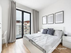 Pronájem bytu 2+kk, Praha - Kyje, Za černým mostem, 37 m2