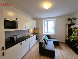 Prodej bytu 2+kk, Praha - Lochkov, Cementářská, 46 m2