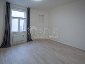 Pronájem bytu 2+kk, Praha - Nusle, Čestmírova, 50 m2
