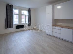 Pronájem bytu 2+kk, Praha - Nusle, Čestmírova, 50 m2