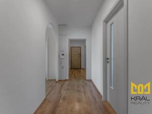 Pronájem bytu 5+kk, Praha, Proutěná, 98 m2
