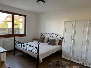 Prodej rodinného domu, Hněvotín, 246 m2