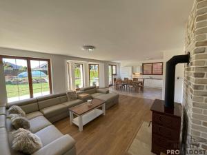 Prodej rodinného domu, Hněvotín, 246 m2
