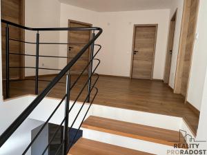 Prodej rodinného domu, Hněvotín, 246 m2