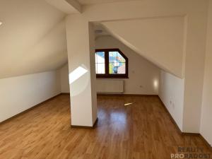 Prodej rodinného domu, Hněvotín, 246 m2